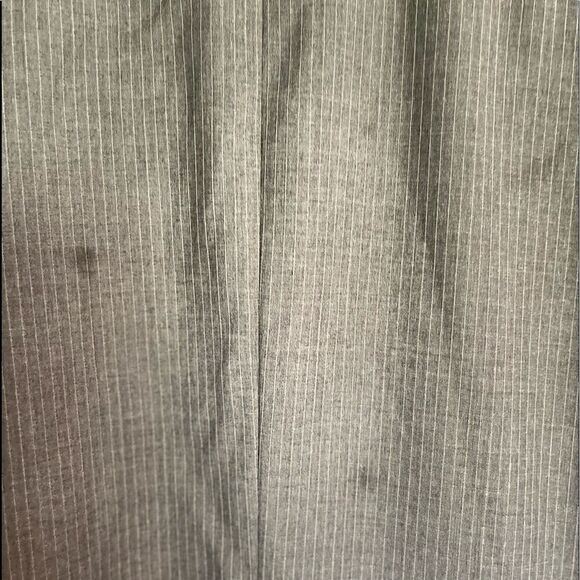 Valentino Gray Stripes Suit.Size 40 - Picture 16 of 16